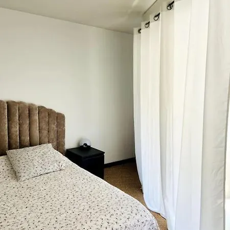 Apartment : Cosy Hyper Centre Avec Balcon