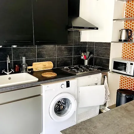 : Cosy Hyper Centre Avec Balcon Apartment